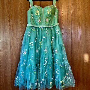 Puffy Tulle Plus Size Green Dress